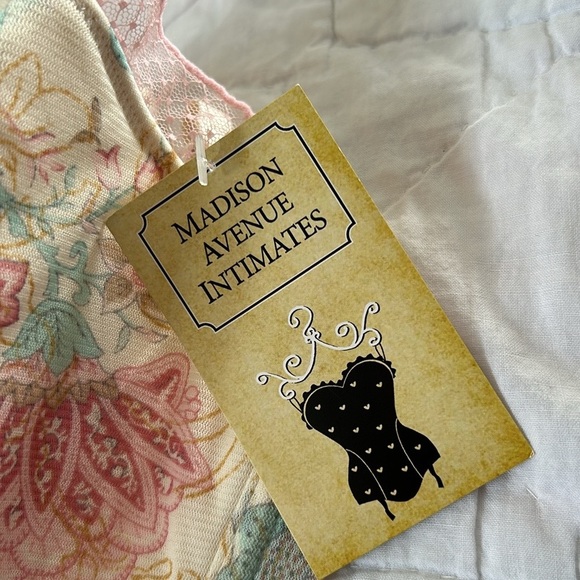 Lover Era Set by Madison Ave size large - Picture 4 of 16